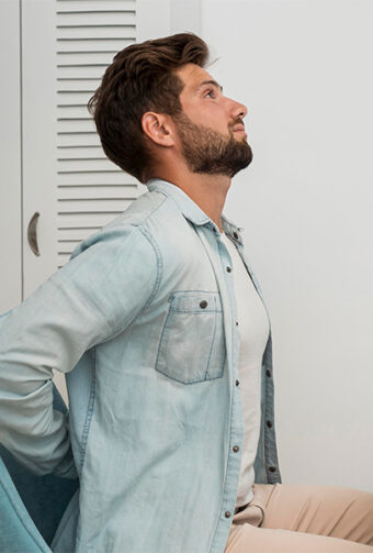 10 Everyday Habits That Are Likely Hurting Your Spine